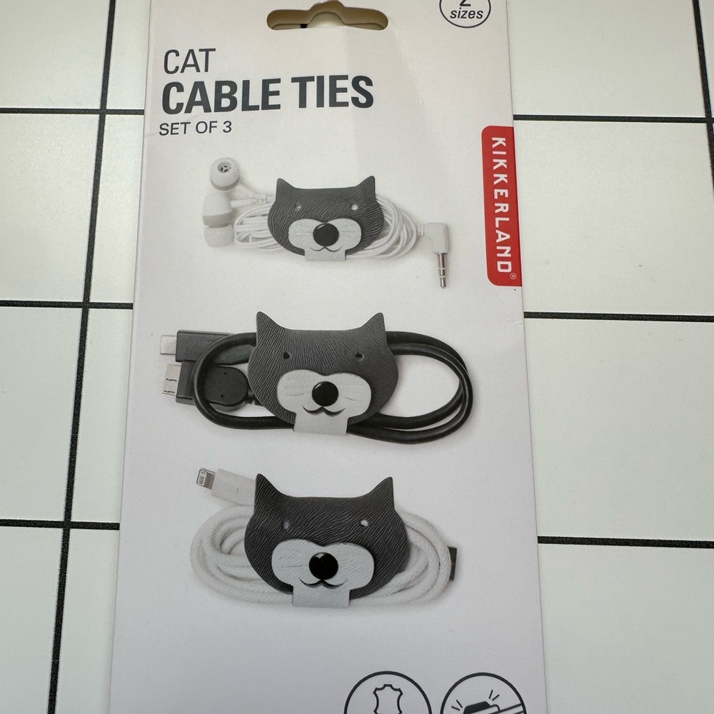 Kikkerland Black & White Cat Cable Ties - Set of 3